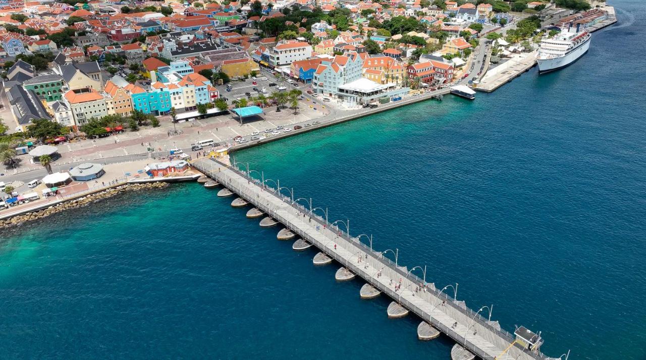 Harbor Hotel & Casino Curacao Виллемстад Экстерьер фото